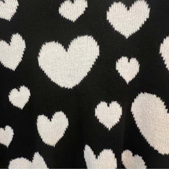 Anthropologie Maeve Halley Hearts Cardigan In Black/White | Size M/L oversized - Picture 13 of 16